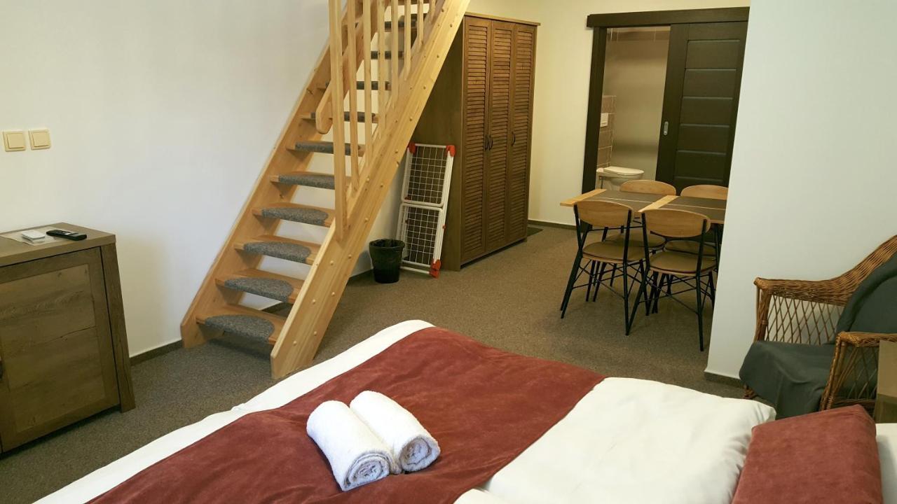Rodinny Pension U Soudku Rudnik ภายนอก รูปภาพ