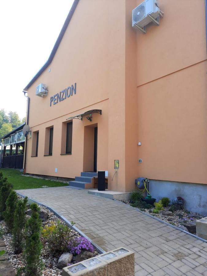 Rodinny Pension U Soudku Rudnik ภายนอก รูปภาพ